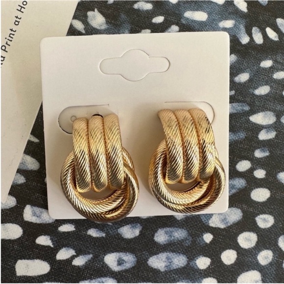 NWOT Revolve Gold Earrings - Picture 2 of 2